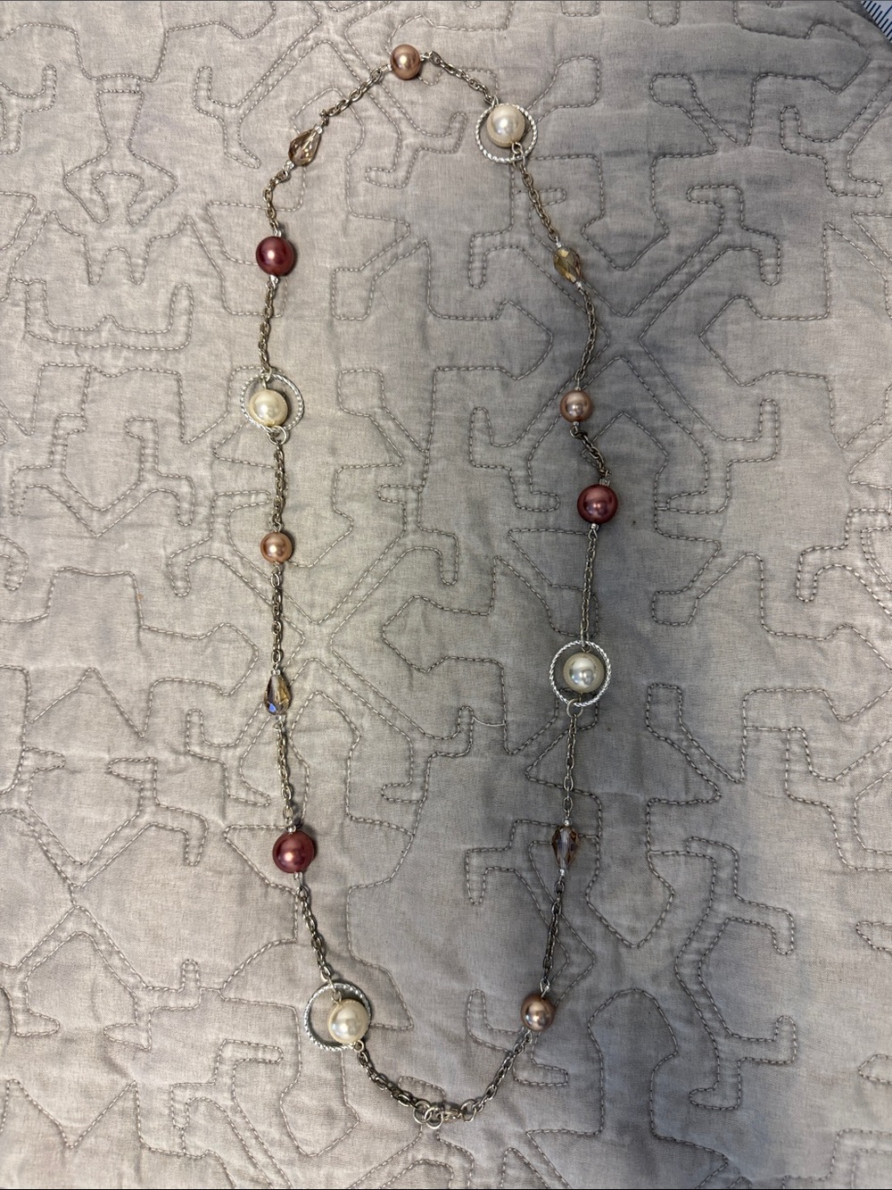 Stella & Dot silver tone necklace with cream and burgundy beads